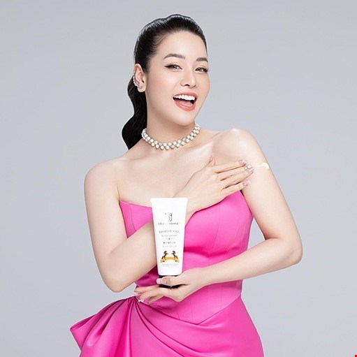 Kem dưỡng thể dầu ngựa Laura Sunshine Horse Oil Body Cream 200g